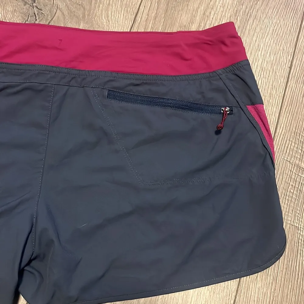 Patagonia Pink and Gray athletic shorts | Size: Medium - Image 6