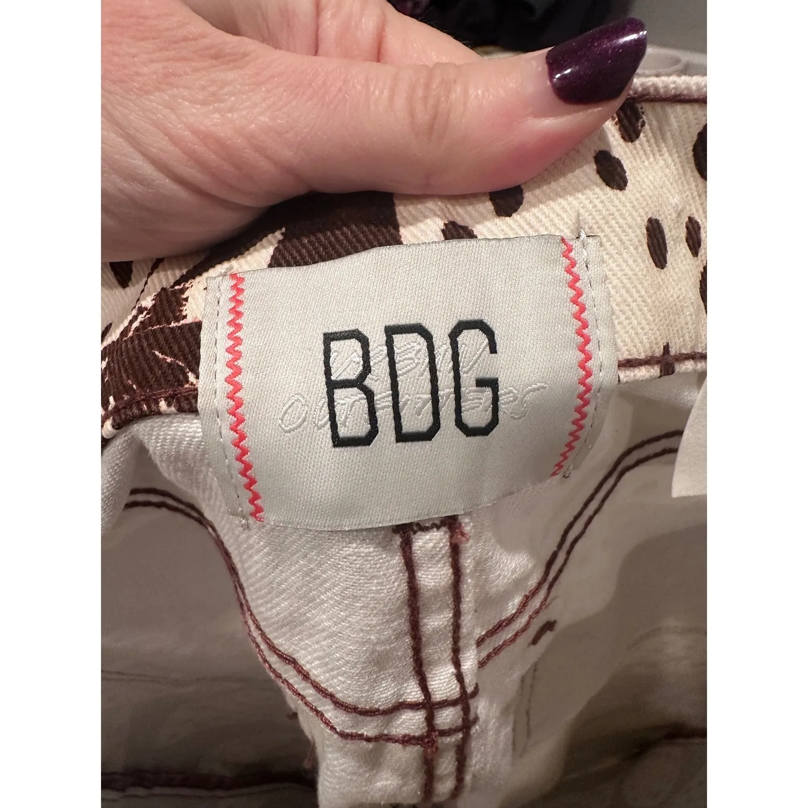 Urban Outfitters BDG 90s Bootcut Brown Cream Strawberry Pants Size 25 NWT Cotton - Image 6