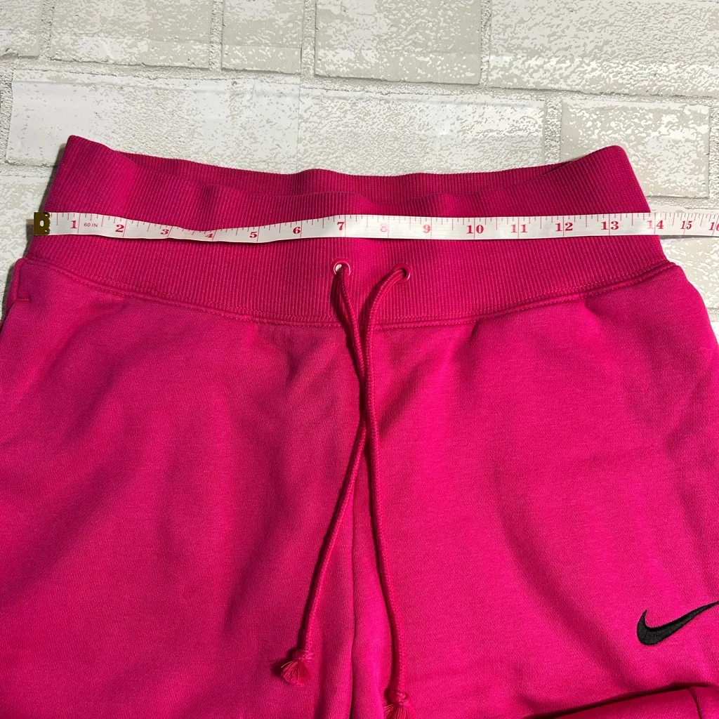 Nike Woman’s Pink Sweatpant Joggers - Image 4