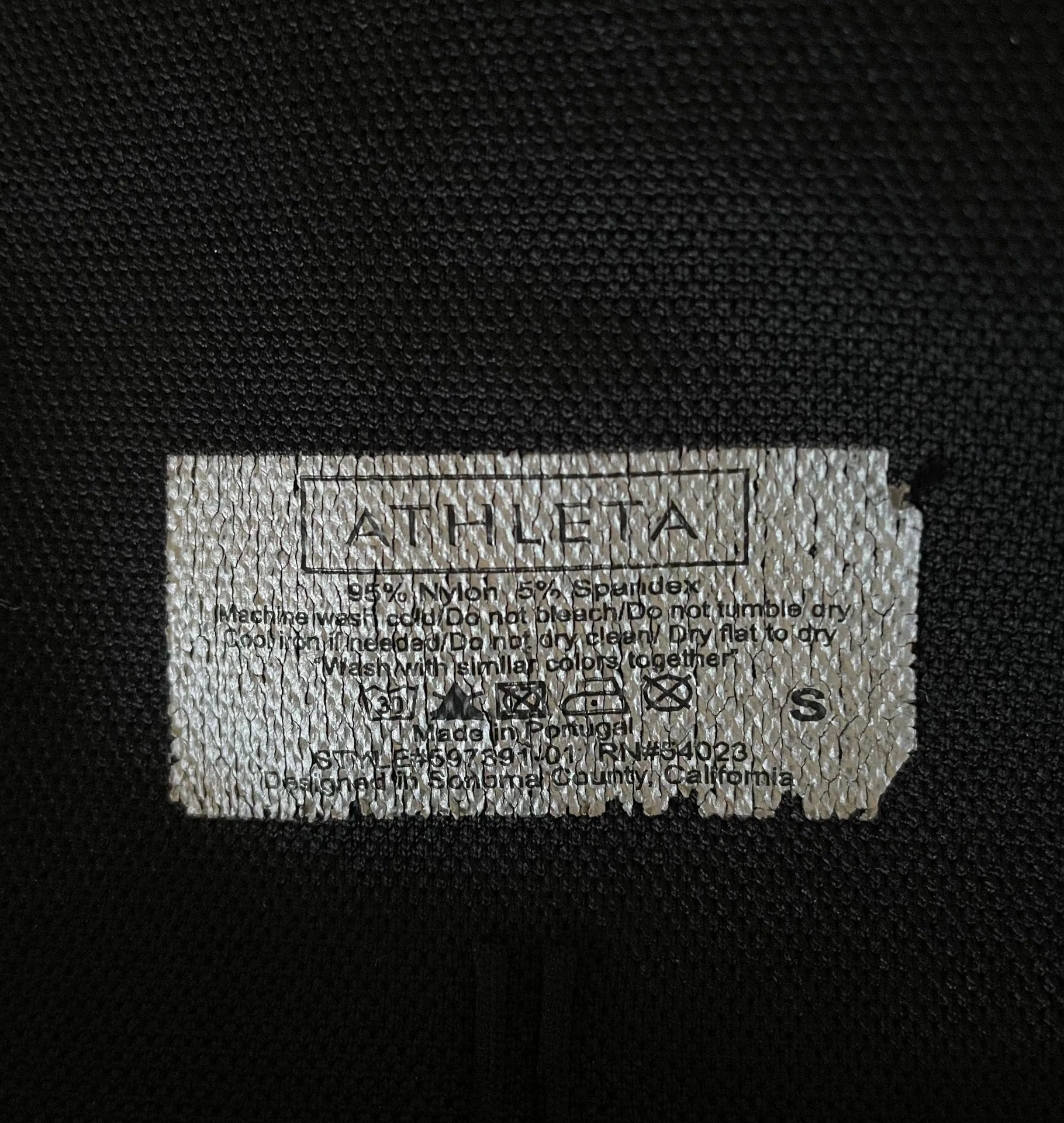 Mesh Around High Rise Seamless Crop Pants - Image 5