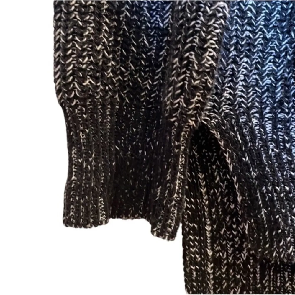 Ellen Tracy  Black and White Oversized‎ Knitted Sweater, Size Small - Image 3