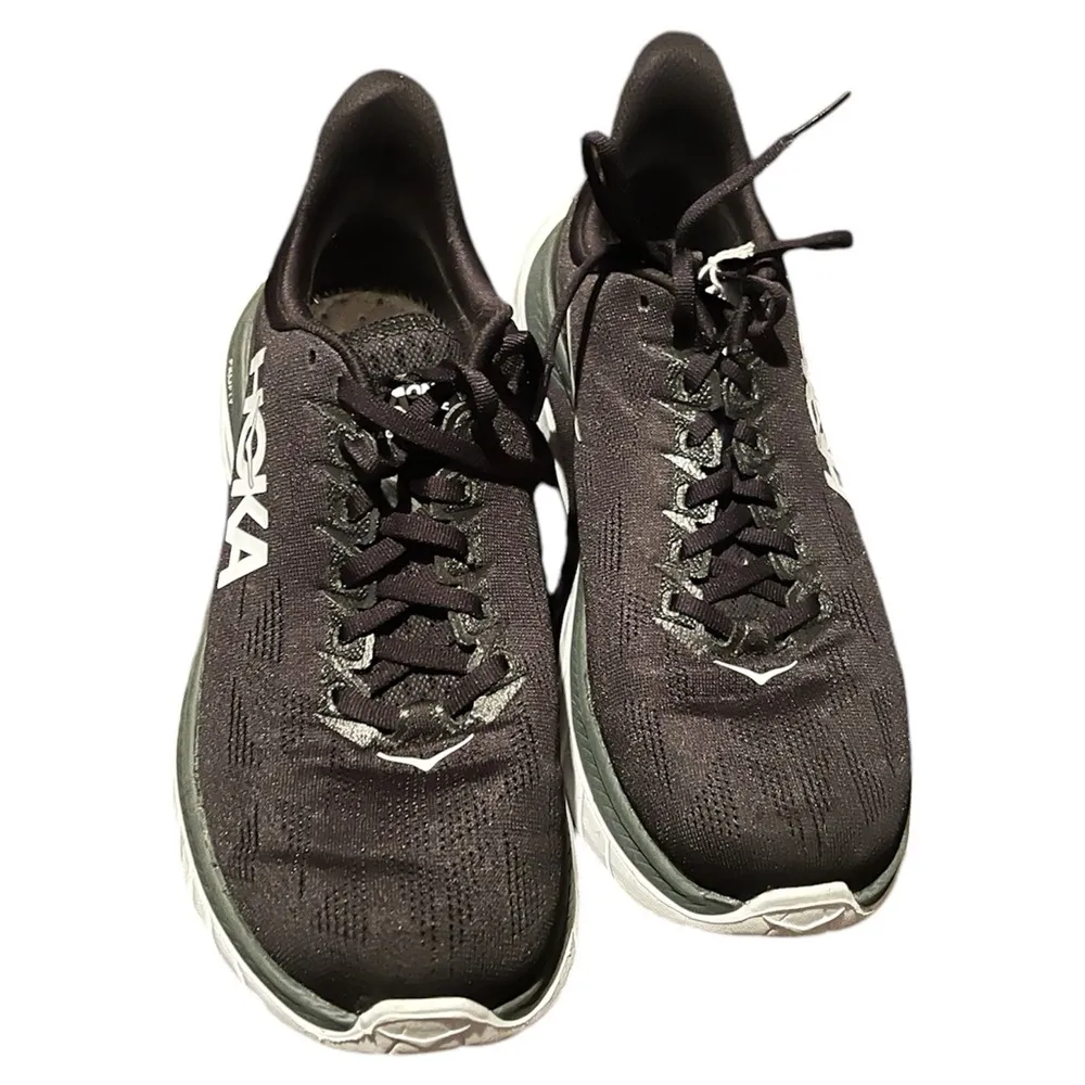 HOKA One One Profly Mach 4 Black Sneakers - Image 2