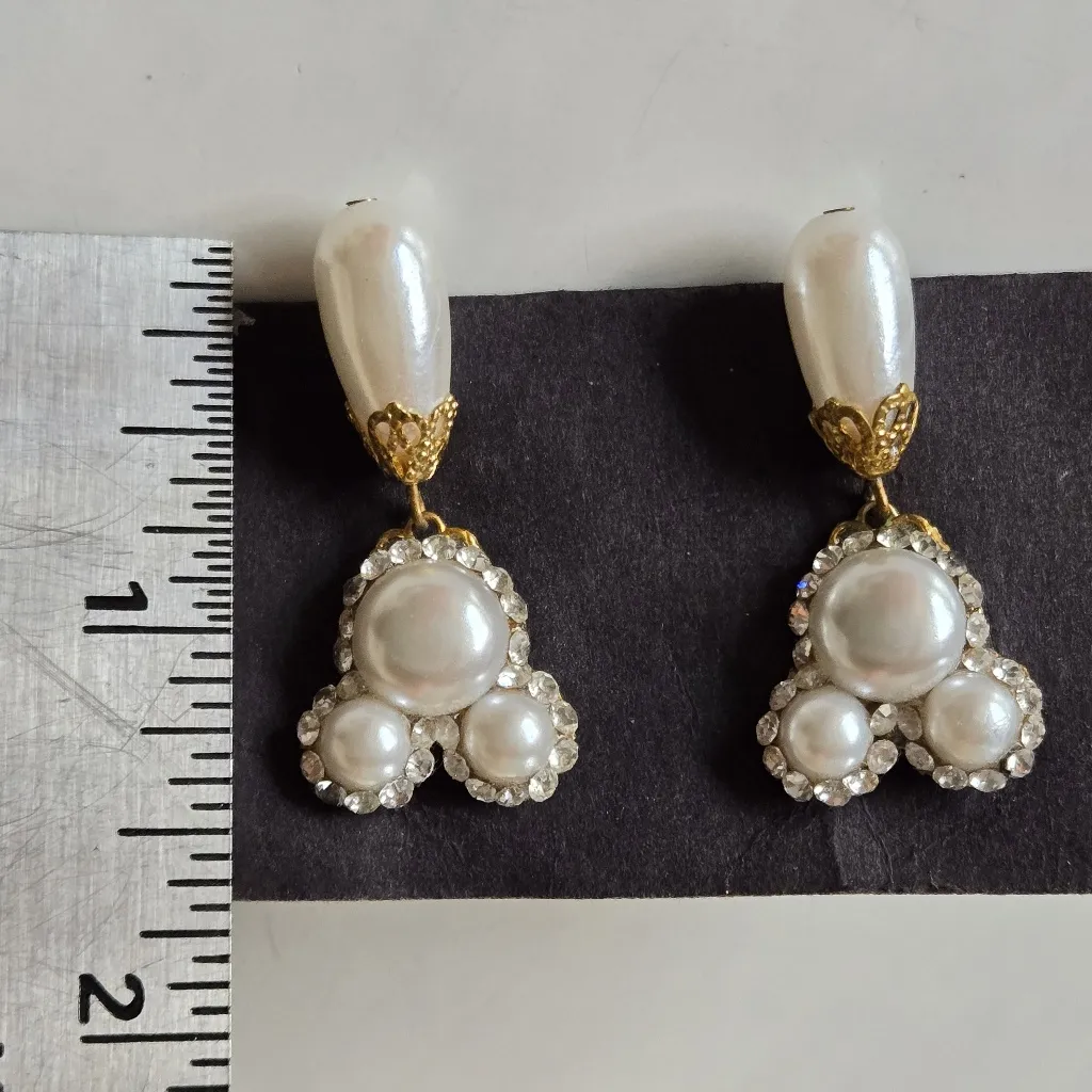Disney Mickey Mouse Pearl Gold Rhinestone Dangle earrings - Image 2