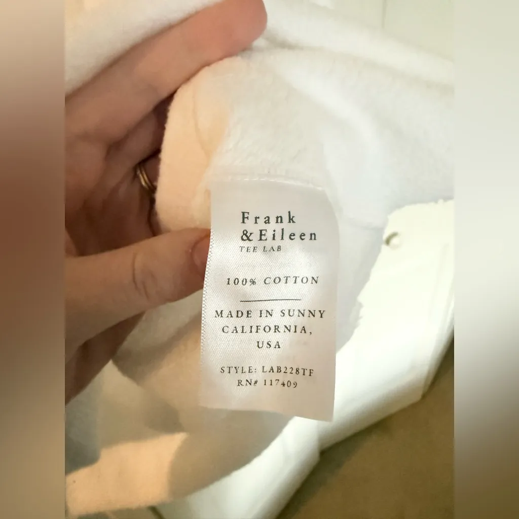 FRANK & EILEEN Capelet In White Oversized Cotton Poncho Top One Size - Image 6