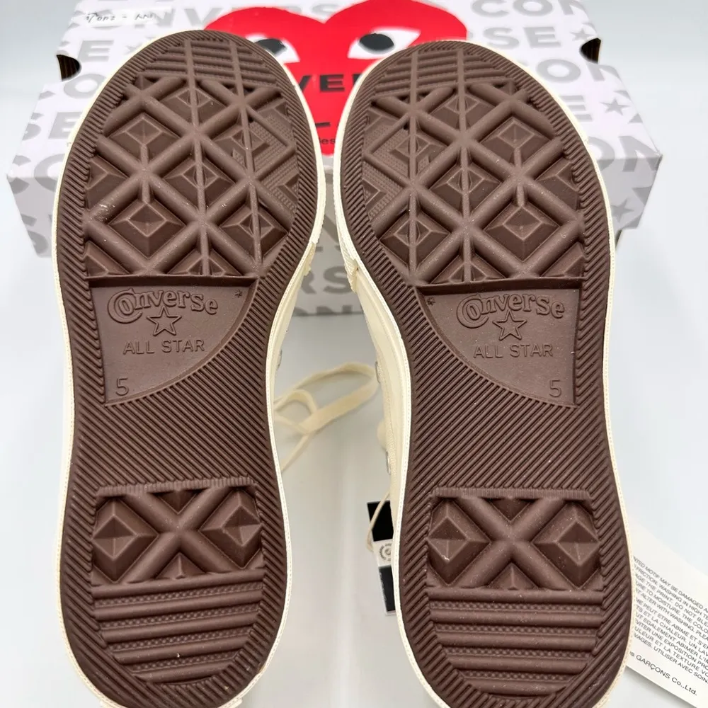 Converse x Comme des Garçons PLAY
Chuck 70 NWT IVORY - Image 8