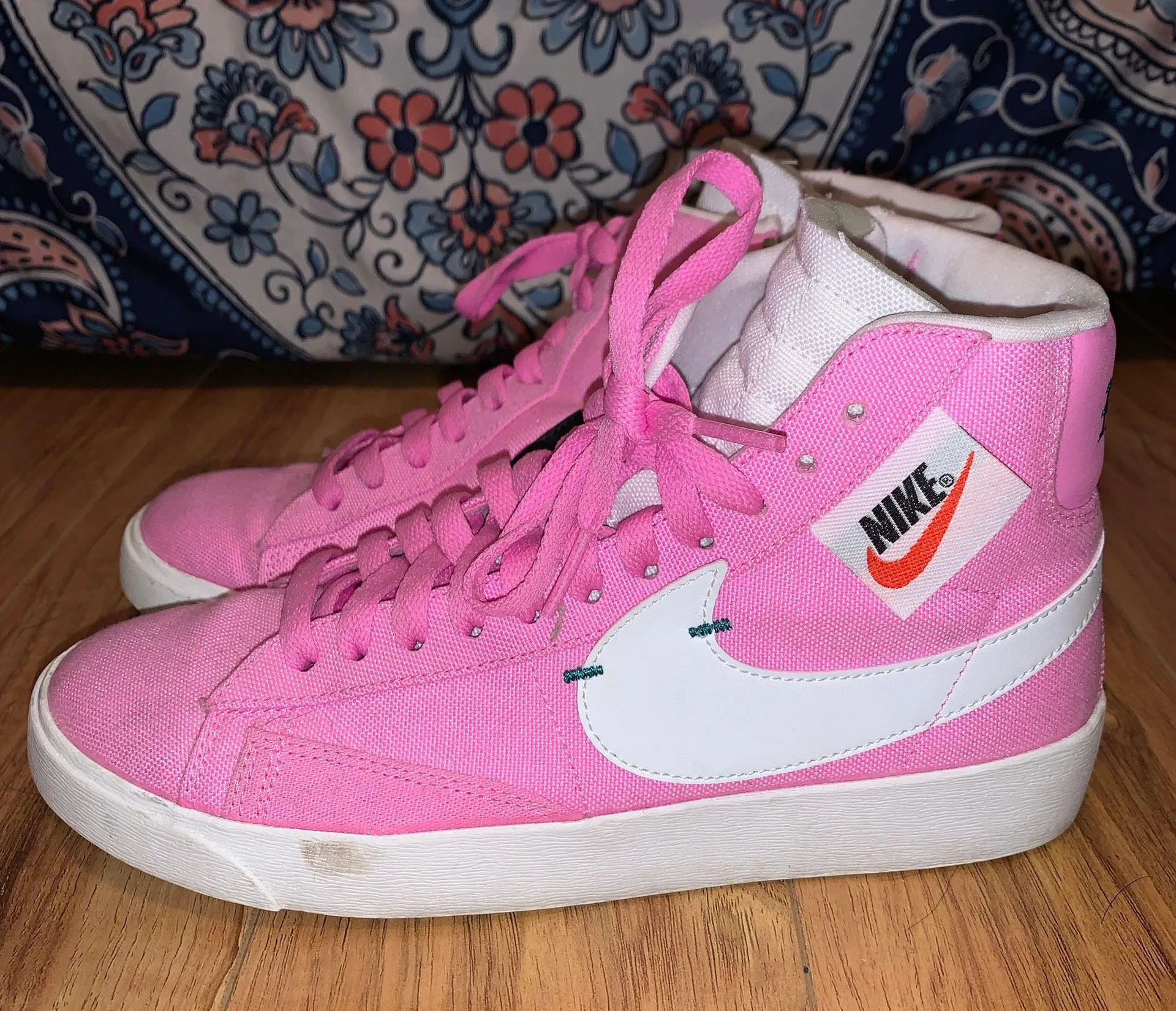 Nike Women Shoes - Image 2