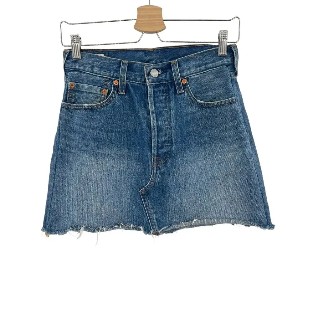Levi's Deconstructed Mini Skirt Medium Wash Denim Jean Size‎ 28 - Image 2