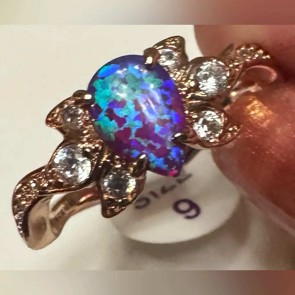 Chasing a Dream", featuring a teardrop - Image 3