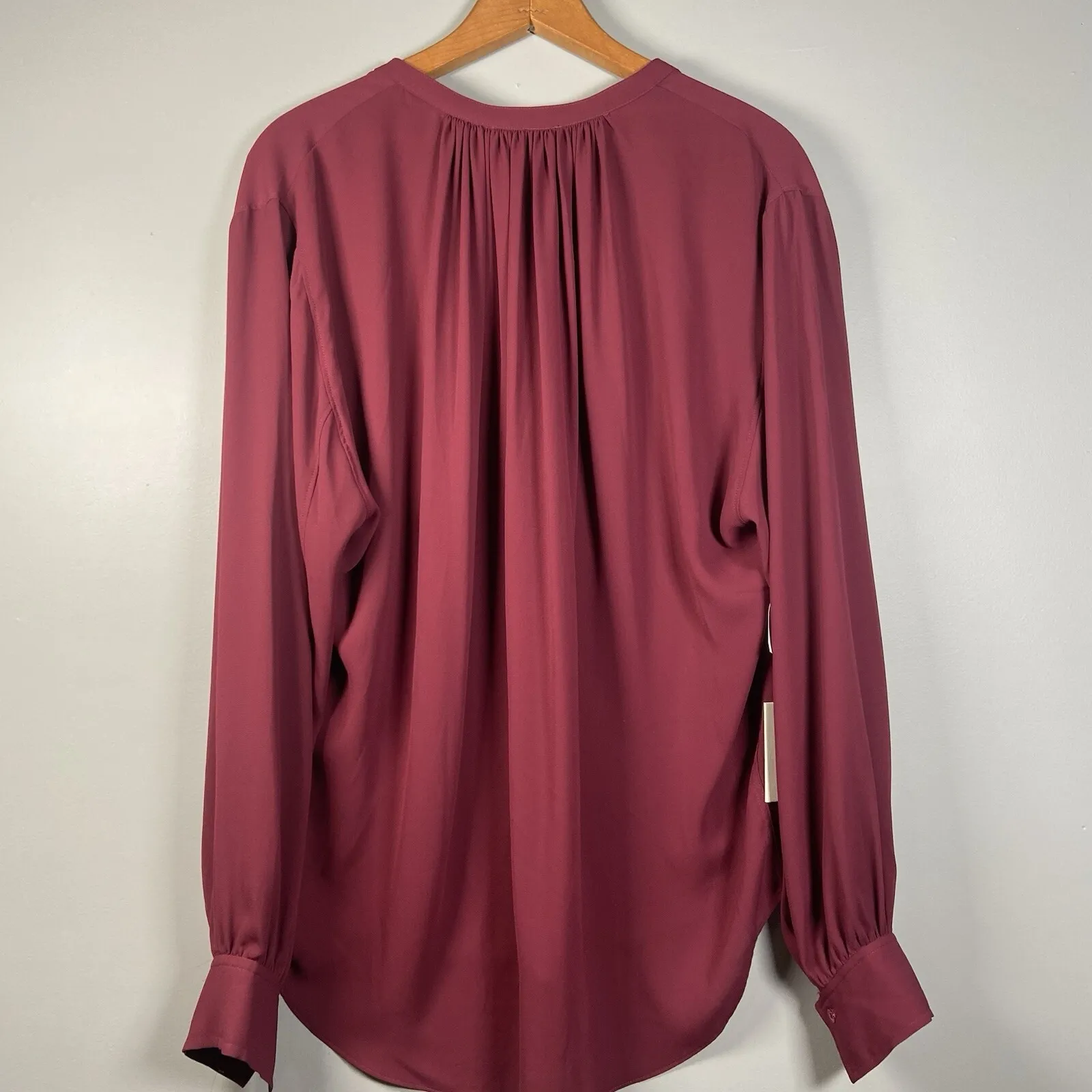 Aritzia Babaton Gene Women's Shirt Size L Maroon Long Sleeve Button Up‎ NEW NWT - Image 8