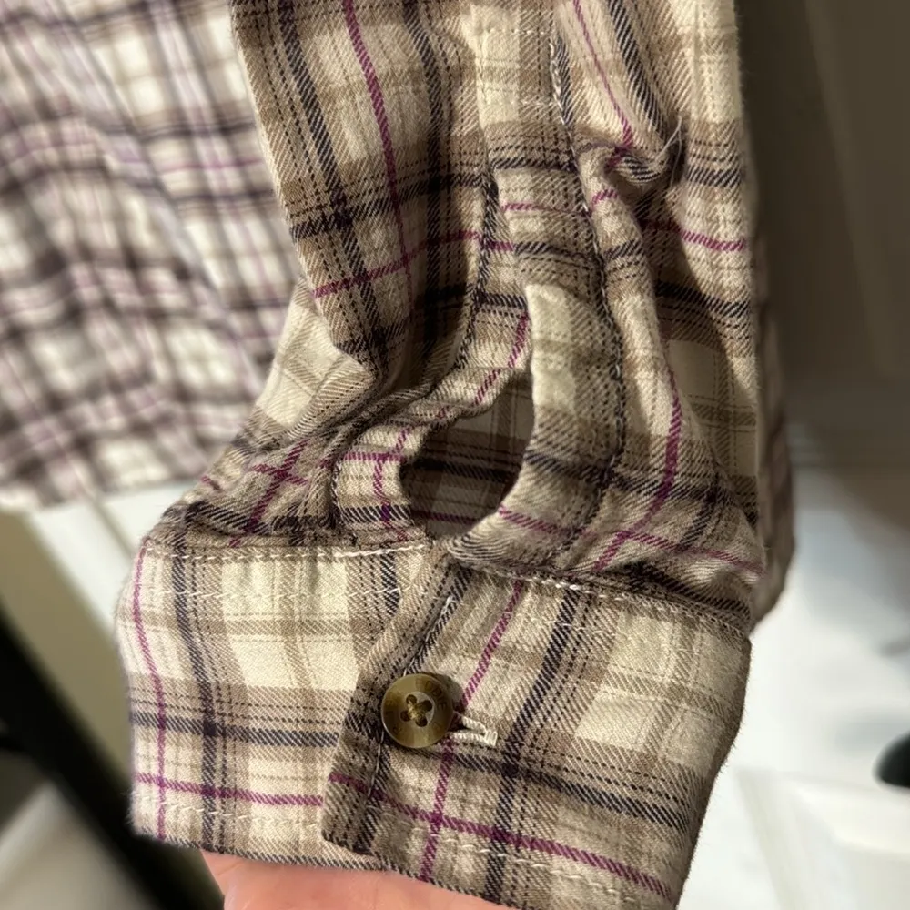 Eddie Bauer Classic Fit Flannel Plaid Button Down Shirt Size Large - Image 7