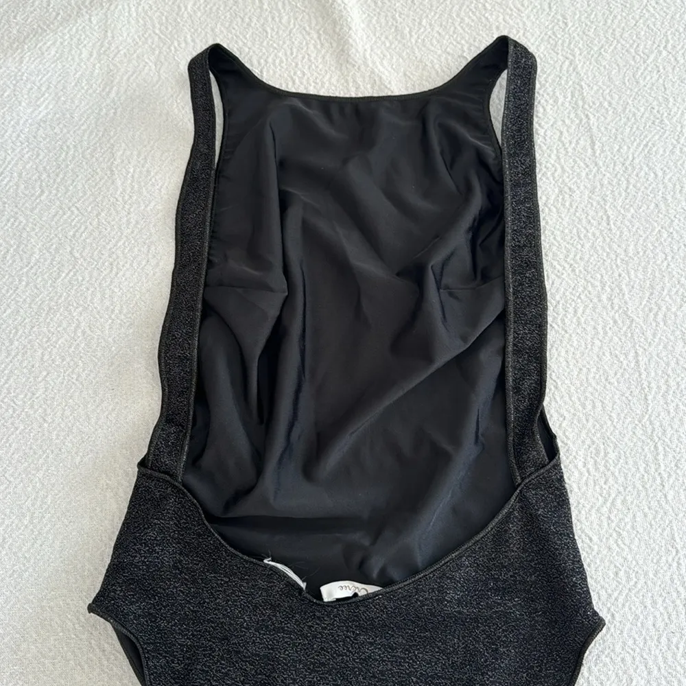 Oseree Lumiere Open Back One - Image 11