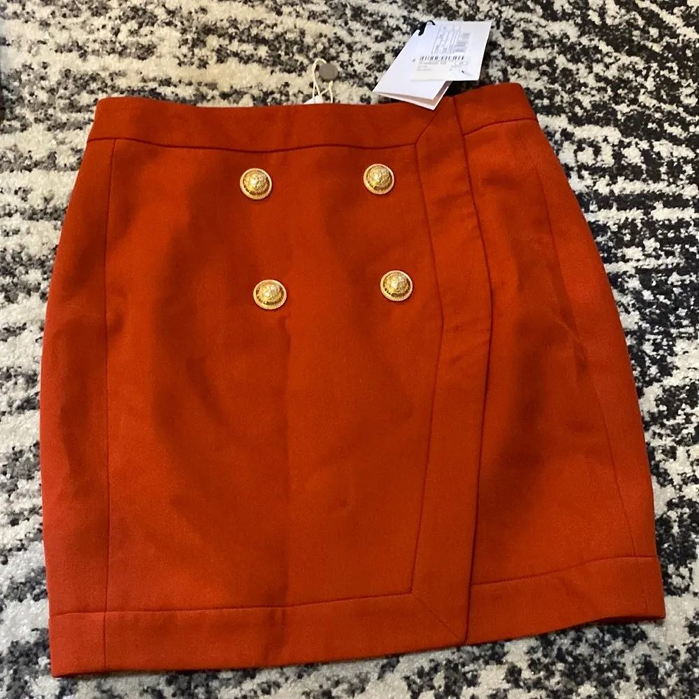 Balmain Red Button Skirt size FR 40 - Image 2