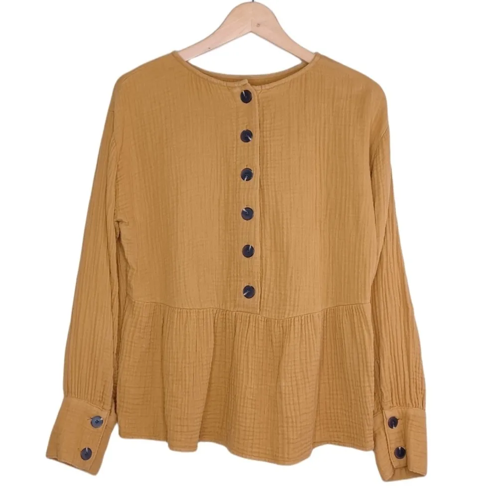 Madewell Lightspun Button-Back Peplum Top in Mustard - Image 8