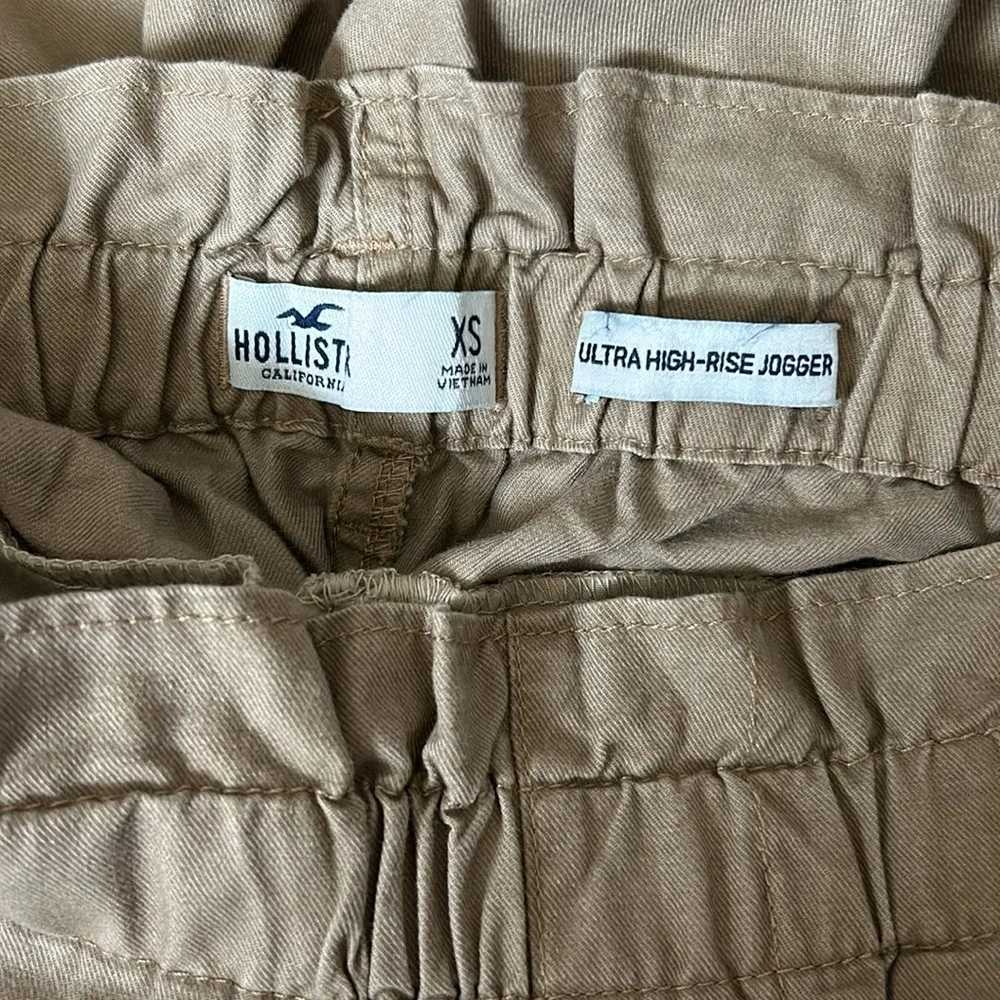 Holister ultra high-rise joggers size XS - Image 3