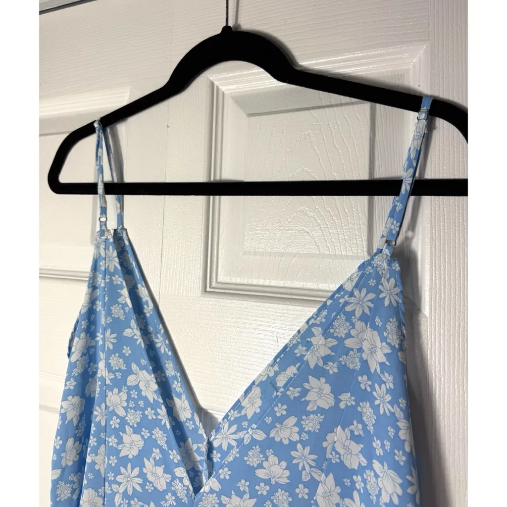 Petal & Pup Light Blue White Floral V-Neck Spaghetti Strap Midi Dress Sz 4 S - Image 6