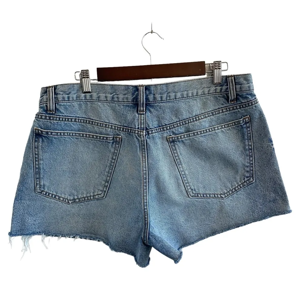 DESIGN Hourglass denim 'relaxed' shorts in midwash blue size 10 - Image 8