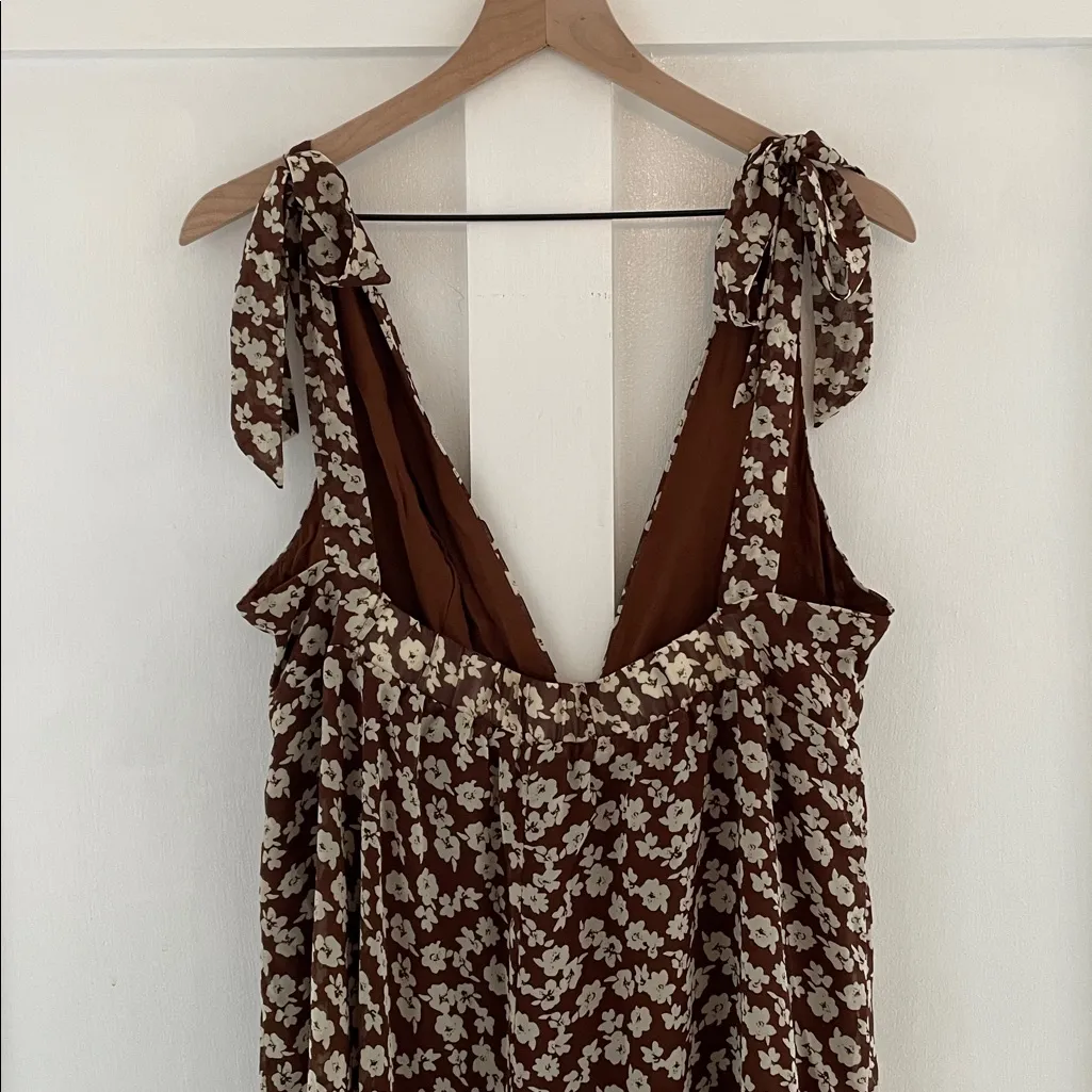 URBAN OUTFITTERS UO Inge Floral Tiered Chiffon Ruffle Overall Jumpsuit Size L - Image 6