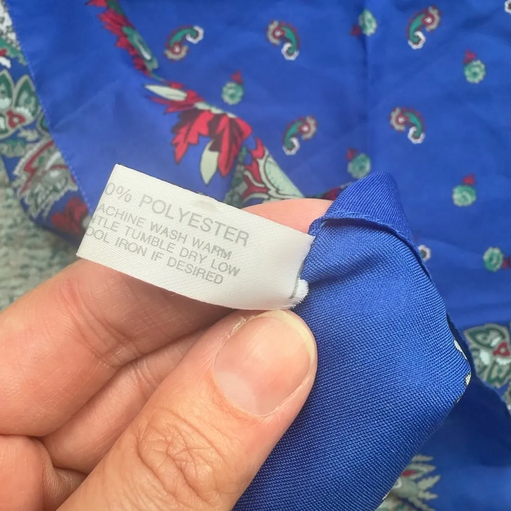 Vintage Glentex blue rose bud large square head neck scarf - Image 5