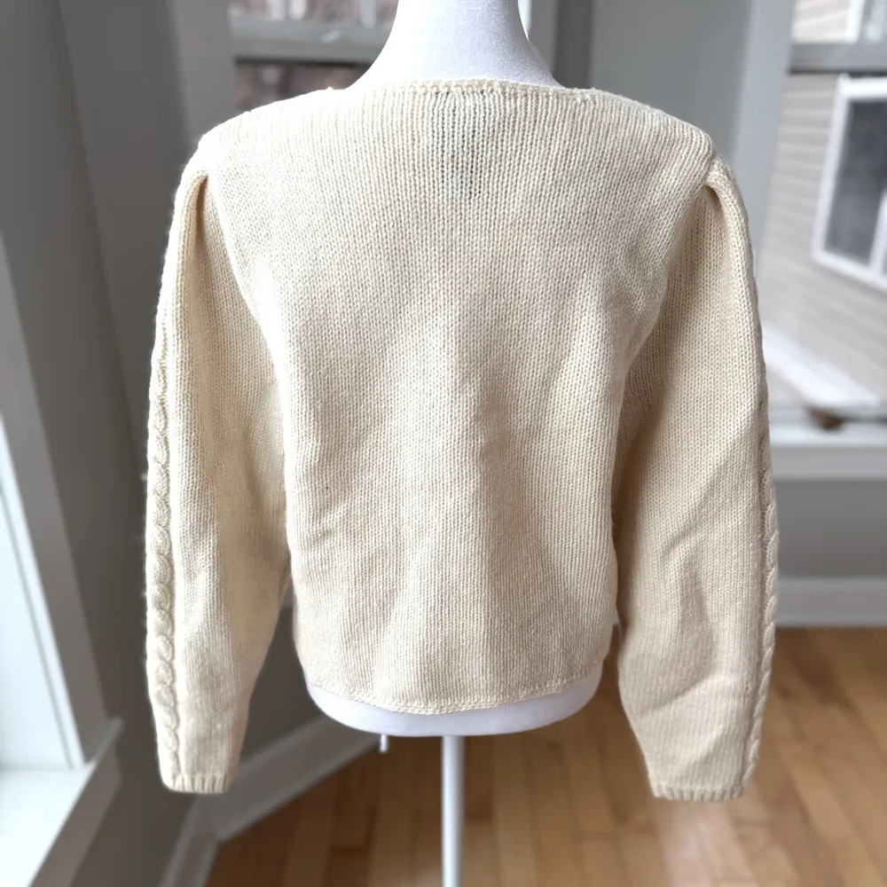 Vintage Susan Bristol Ivory Cream Faux Fur Hand Embroidered Wool Sweater Medium - Image 4