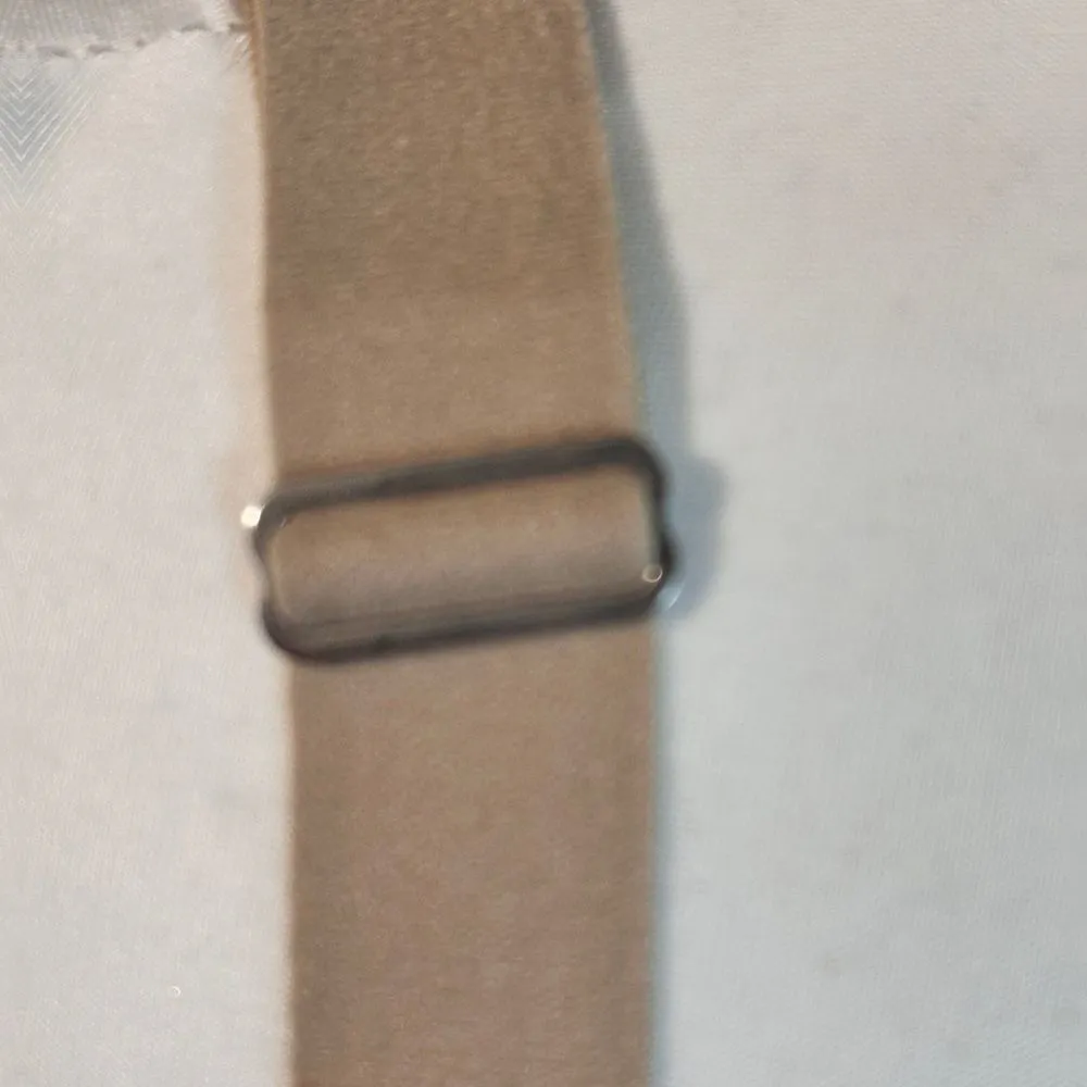 Soma Full Coverage Lace Bra Vanishing Back Size 40D Tan - Image 8