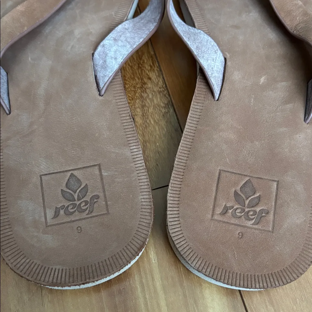 NWOT Reef sandals - Image 2