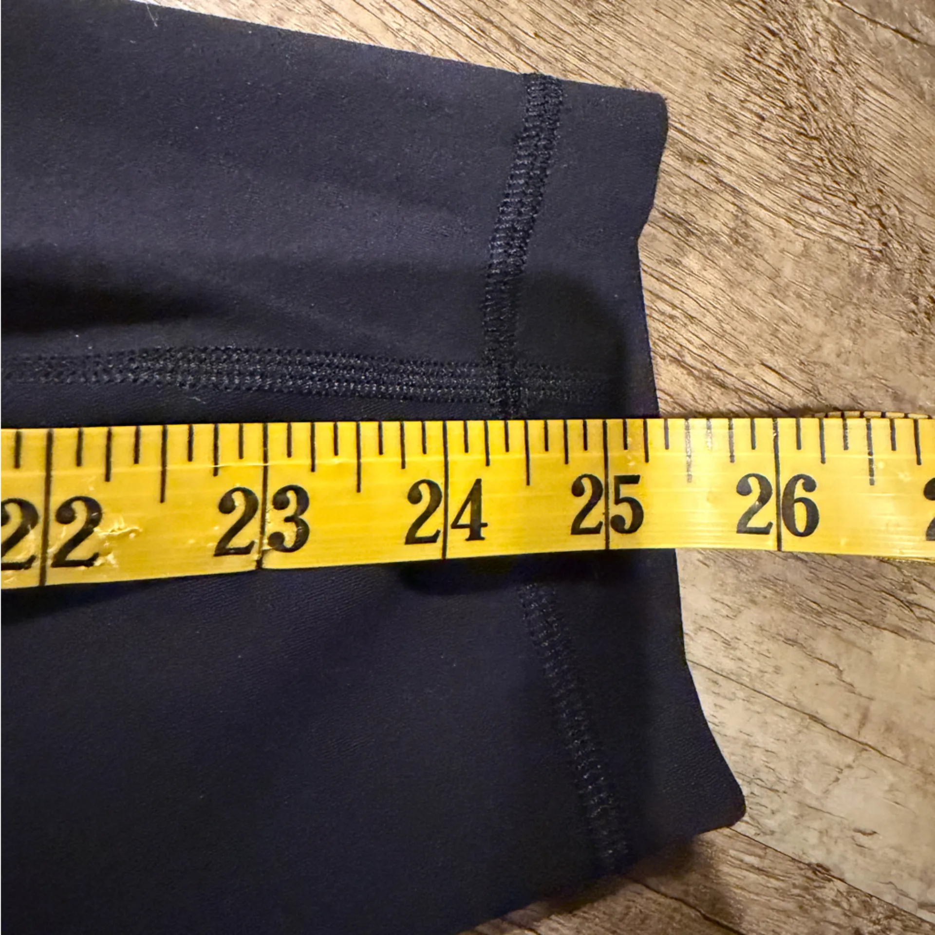 Lululemon black align leggings 25 inch Size 14 - Image 6