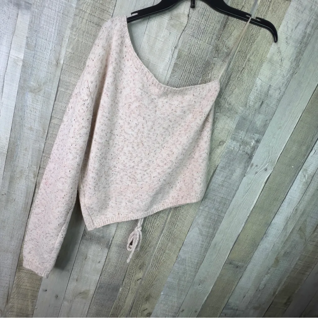 Le Lis Size Medium 1 Arm Cream Color Long Sleeve Sweater w/Cinch Bottom Tie - Image 2