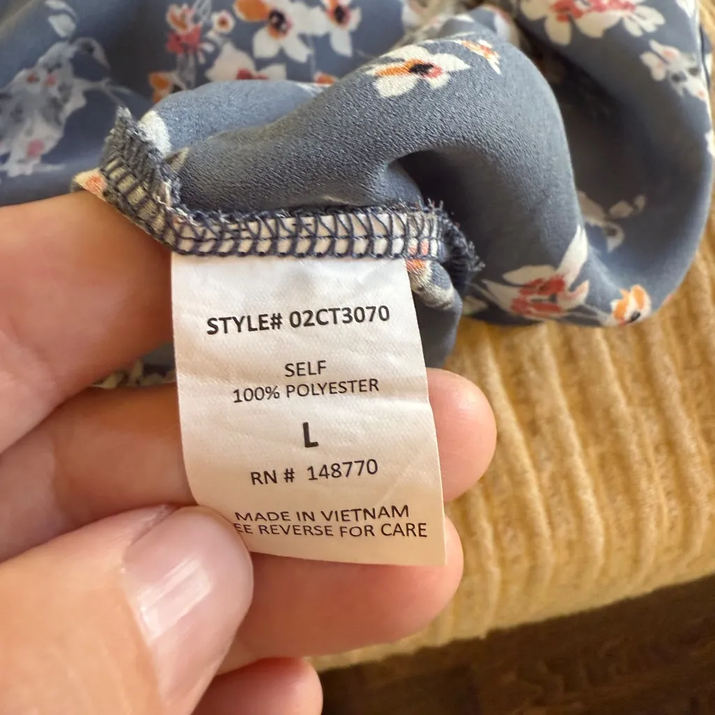 Sienna Sky NWOT Floral Cold Shoulder Blouse with Adjustable Straps - Image 6