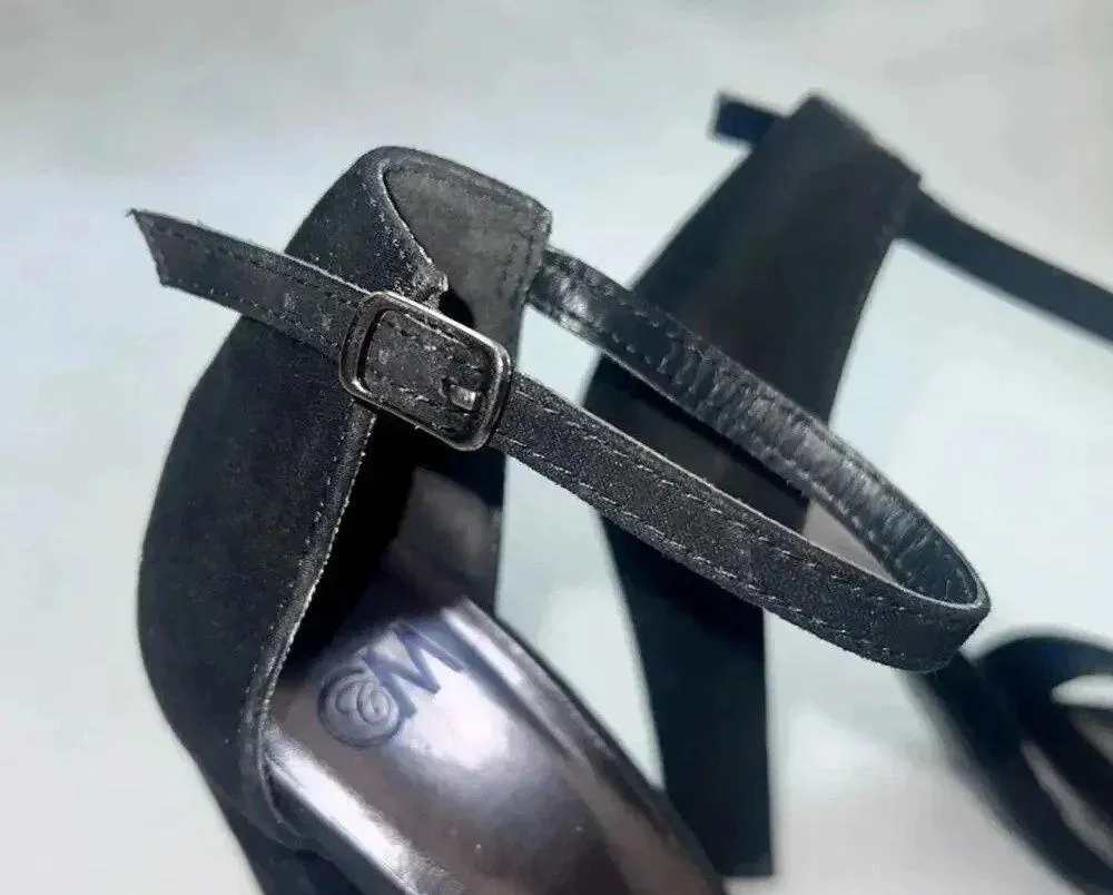 CM Chelsea Moreland “Magic” 4 inch Heels Black Faux Suede Size 7 M - Image 6