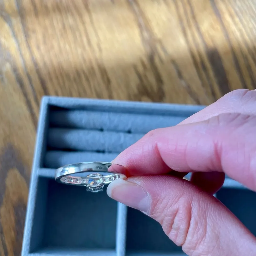 Swarovski diamond ring - Image 3