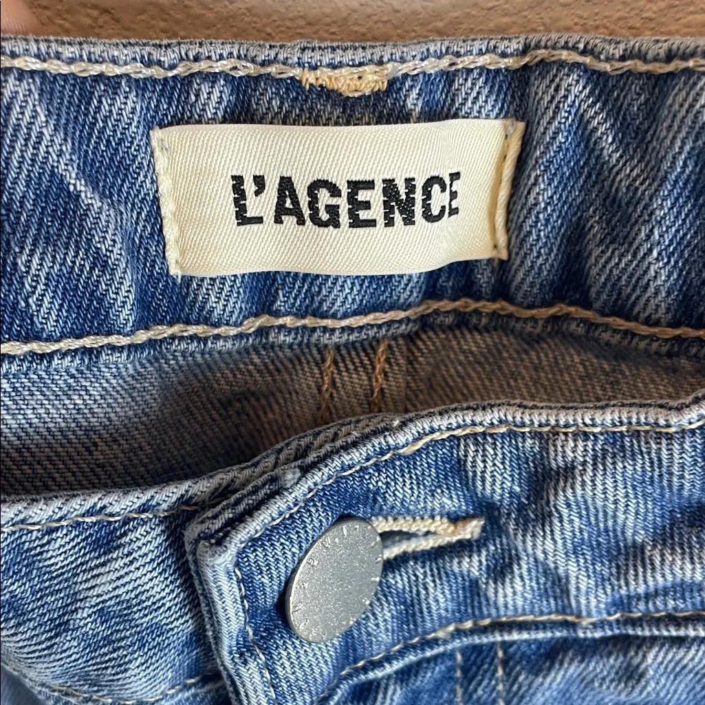 Retail $285 L'AGENCE Faded Blue Boyfriend Jeans - Image 5