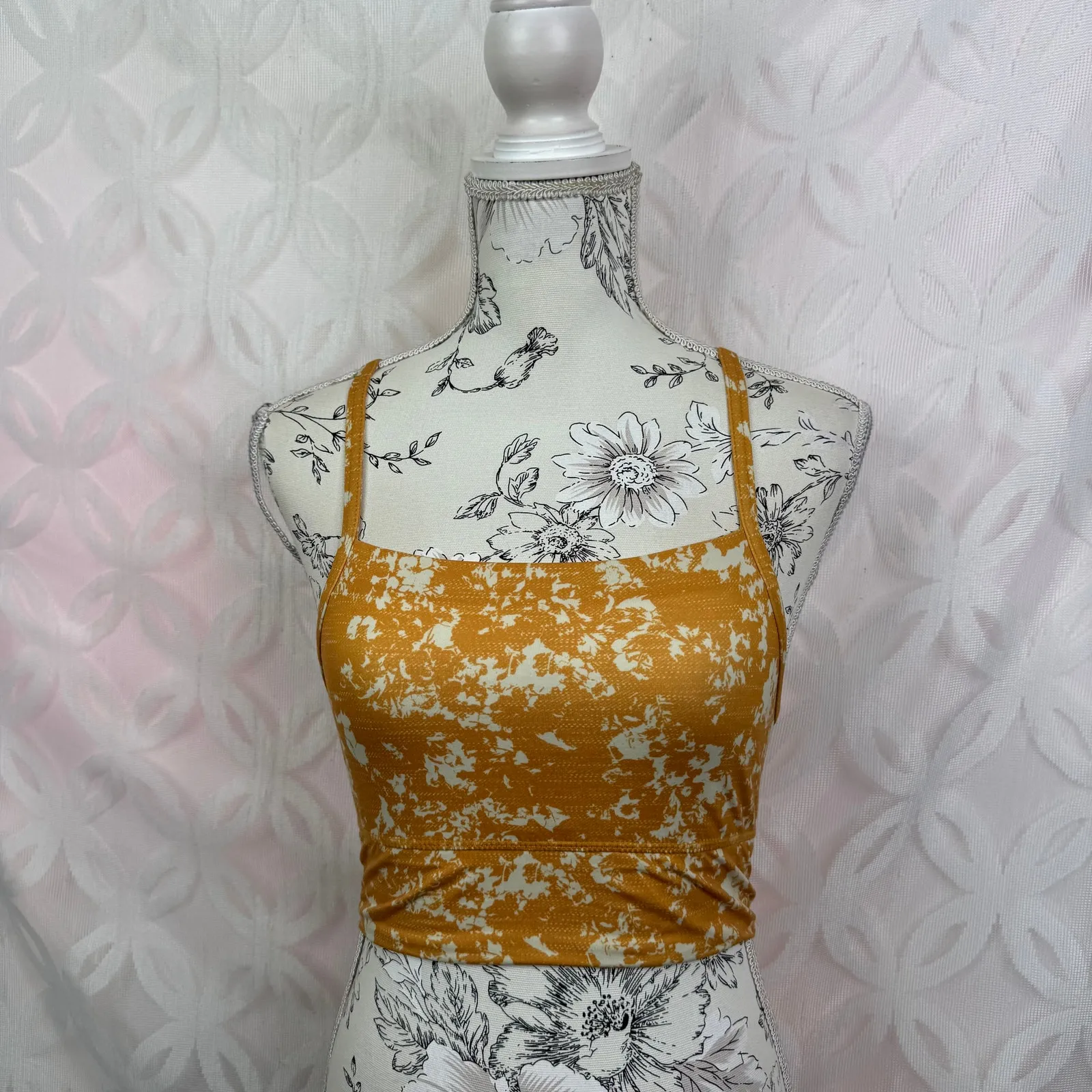 prAna Salix‎ Floral Cross Back Sport Bra Size XS - Image 9
