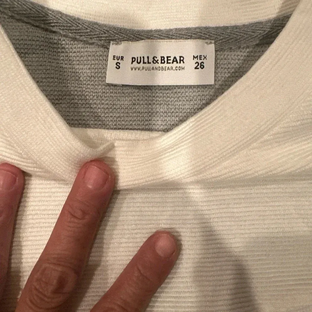 Pull&Bear women’s pullover sweater BNWO size Small Gray - Image 2