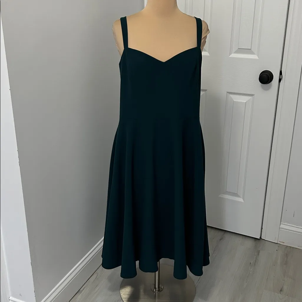 Dress The Population Alina Crepe Fit and Flare  Dress Pine - Image 4