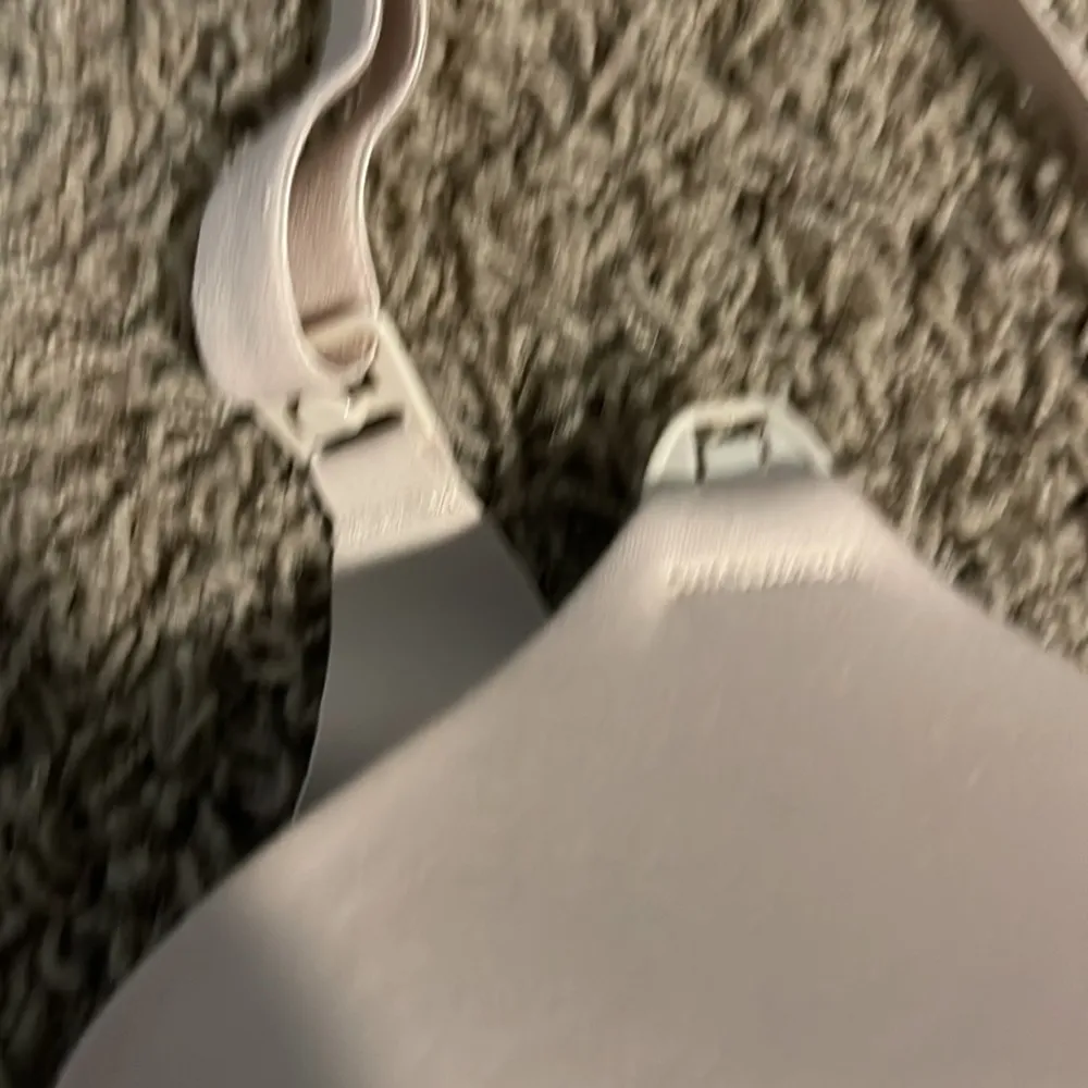 Playtex maternity nursing bra, small - Image 3