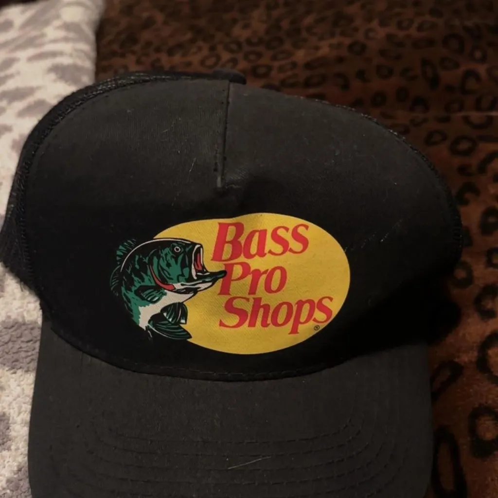 Bass Pro Shops  Trucker Hat Bundle - Image 4