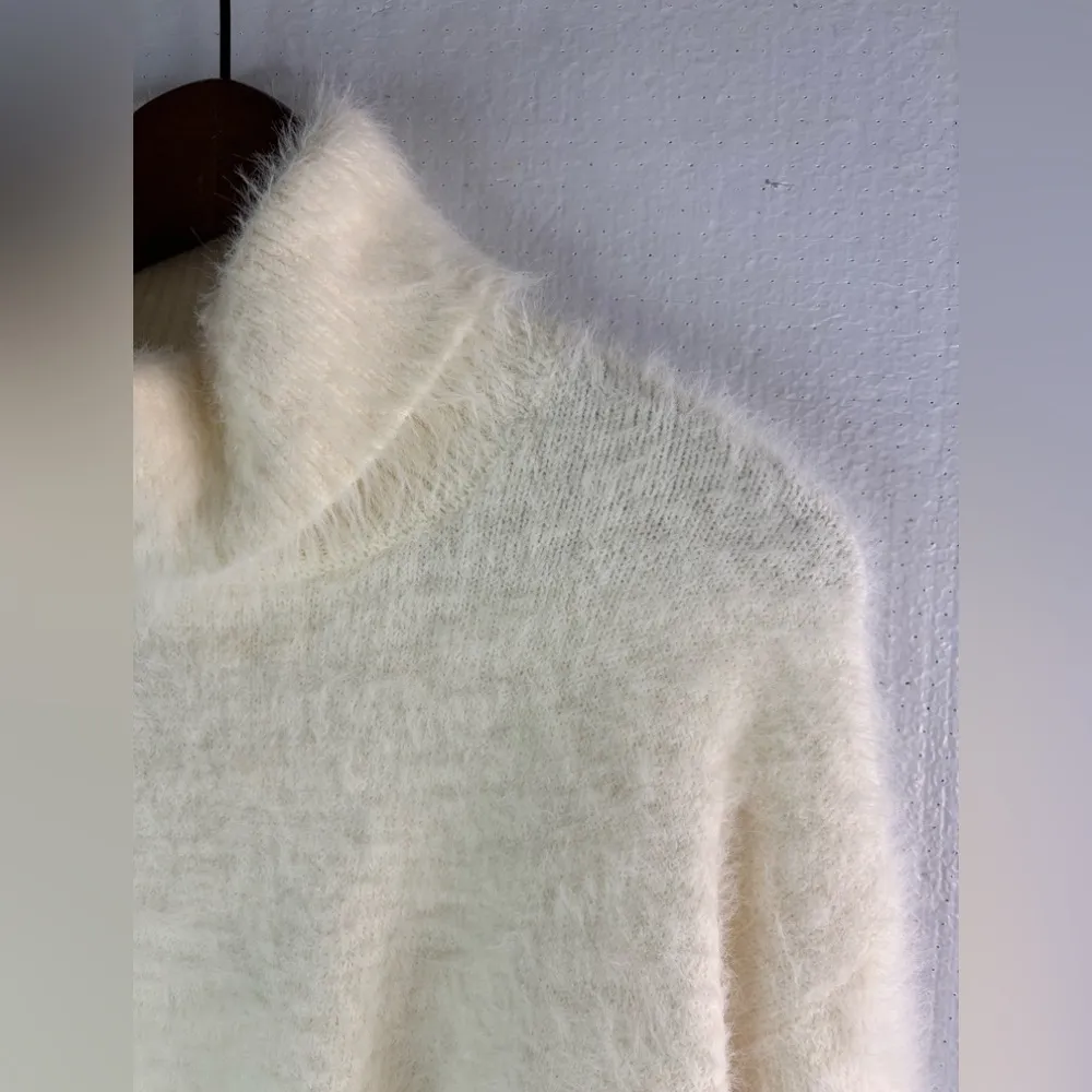 Show Me Your Mumu  S Off WhiteTurtleneck Sweater - Image 4