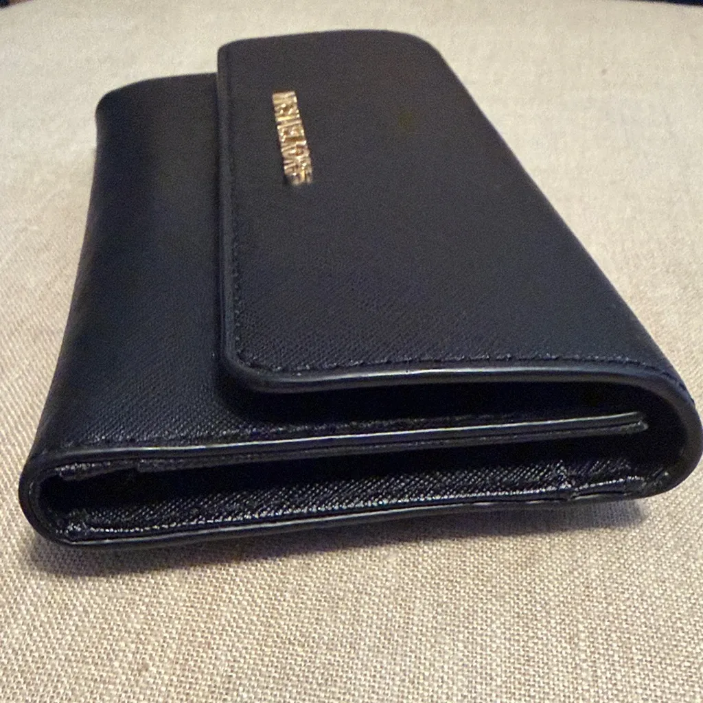 Michael Kors Black Leather Women’s Wallet - Image 4
