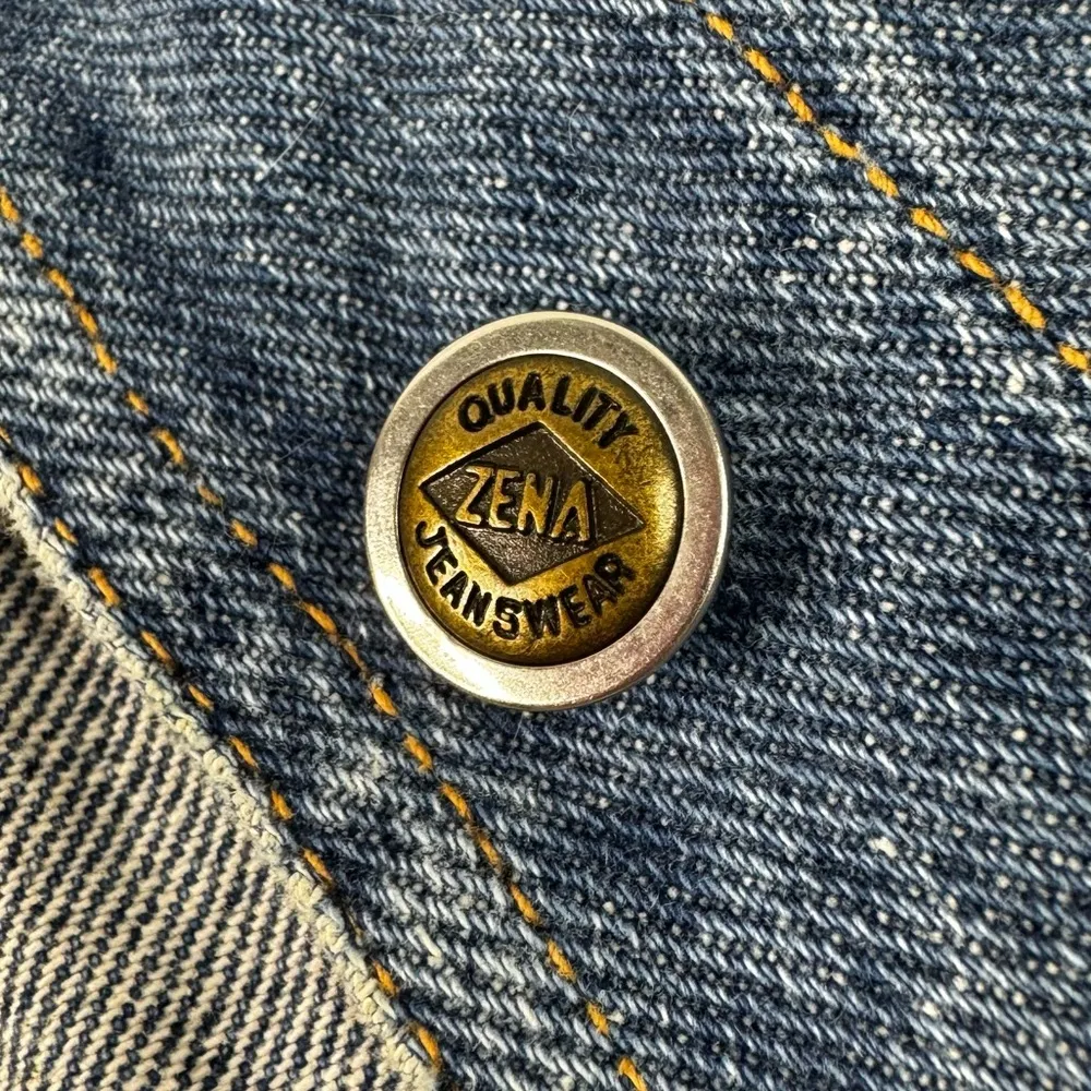 Y2K 90’s Zena Jean Vest - Image 5