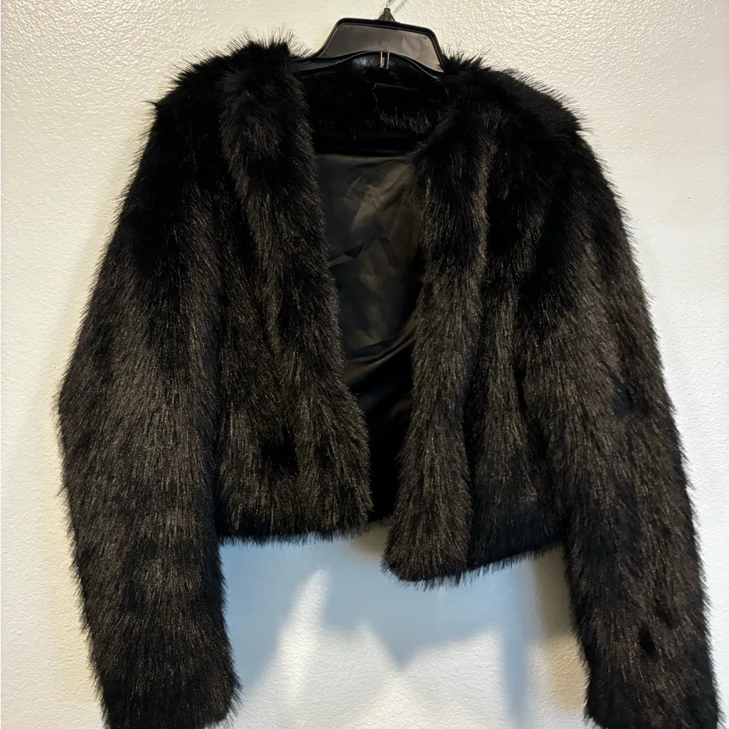 Vici Black Faux Fur Jacket Large - Image 2