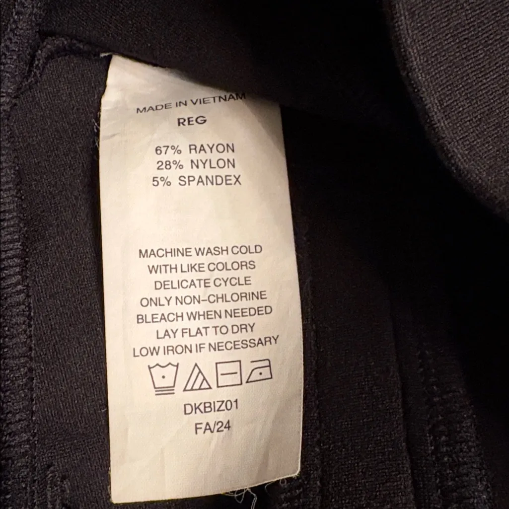 Quince women’s Ultra-Stretch Ponte Straight Leg Pants pull on black Size XL NWT - Image 9