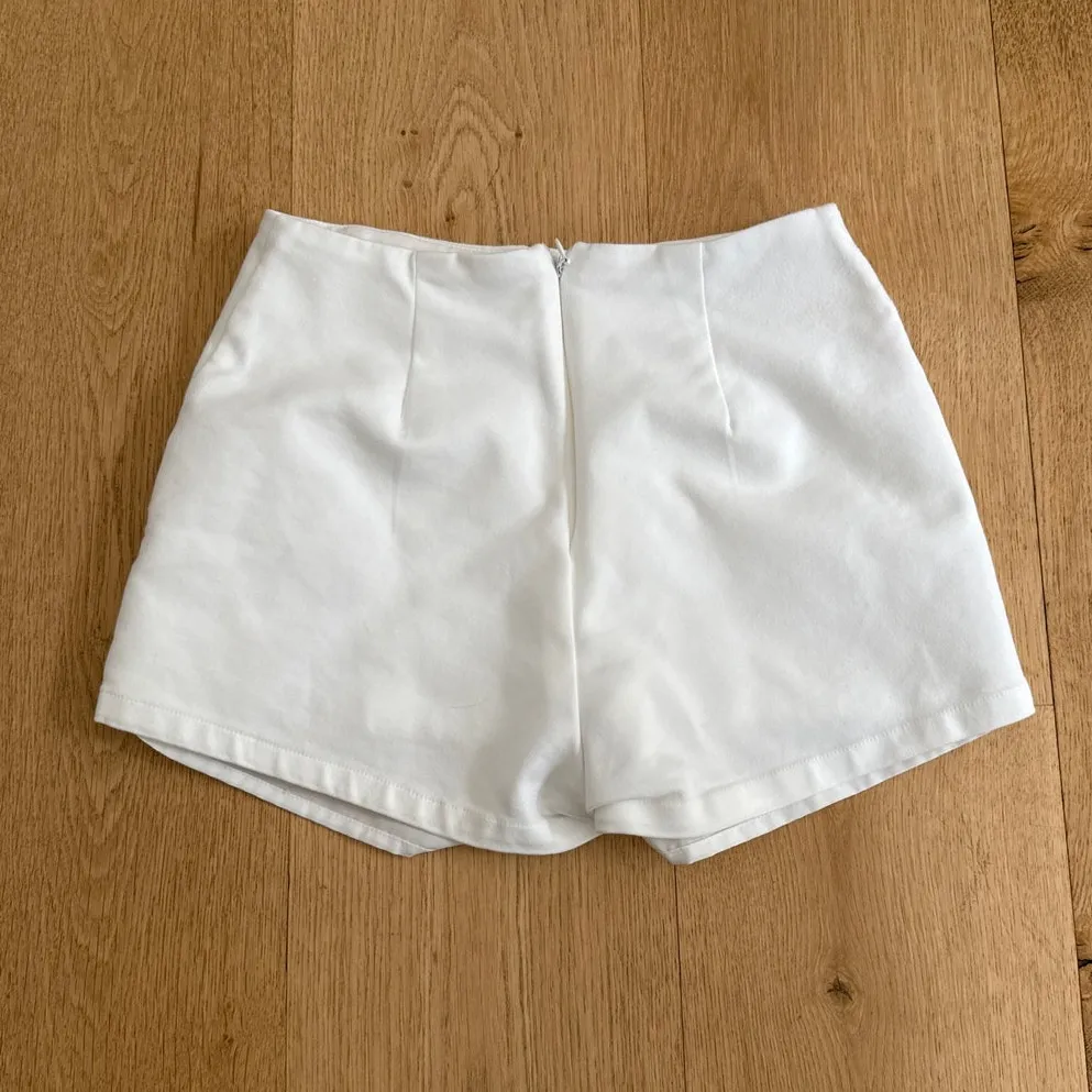 Superdown Skort Mini Mazarine Size XXS White - Image 4