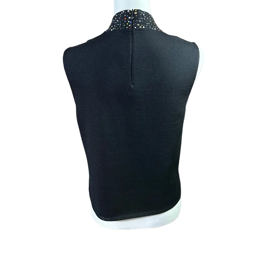 St. John Black Knit Sleeveless Top with Beaded Embellishments Sz Small - Image 9