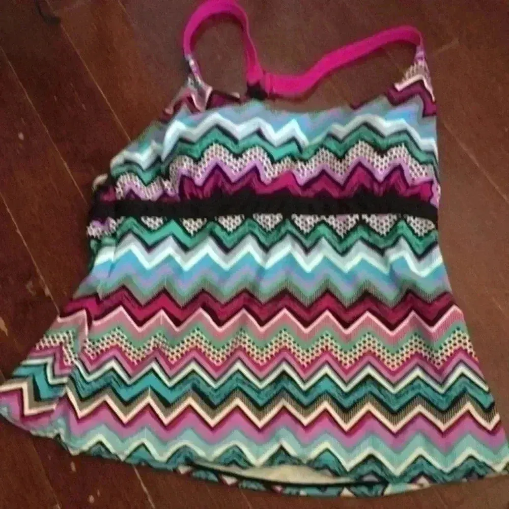 un brand swim wear size S Pink - Image 3