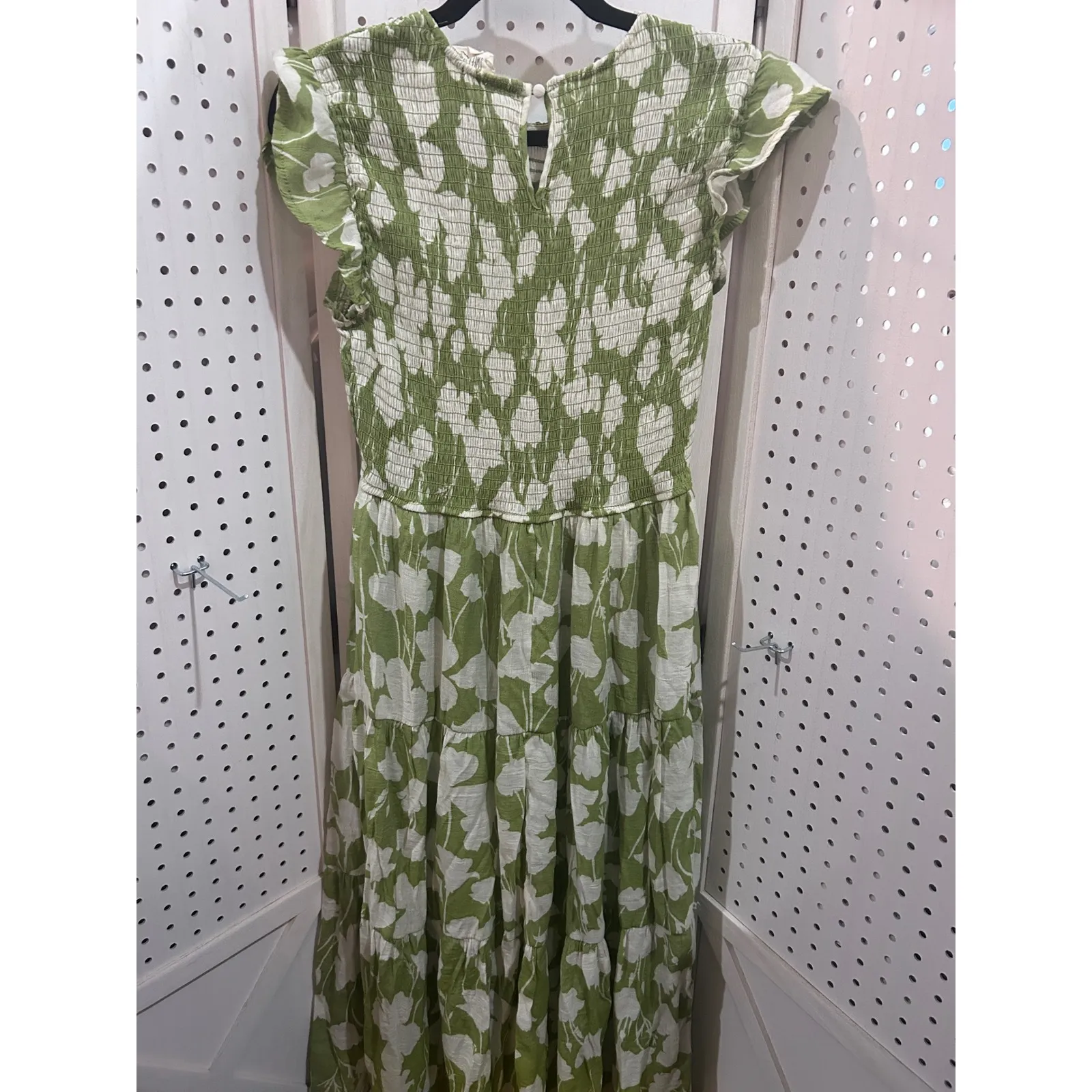 Sweet Wanderer Green White Floral Smocked Tiered Maxi Dress Size L - Image 8