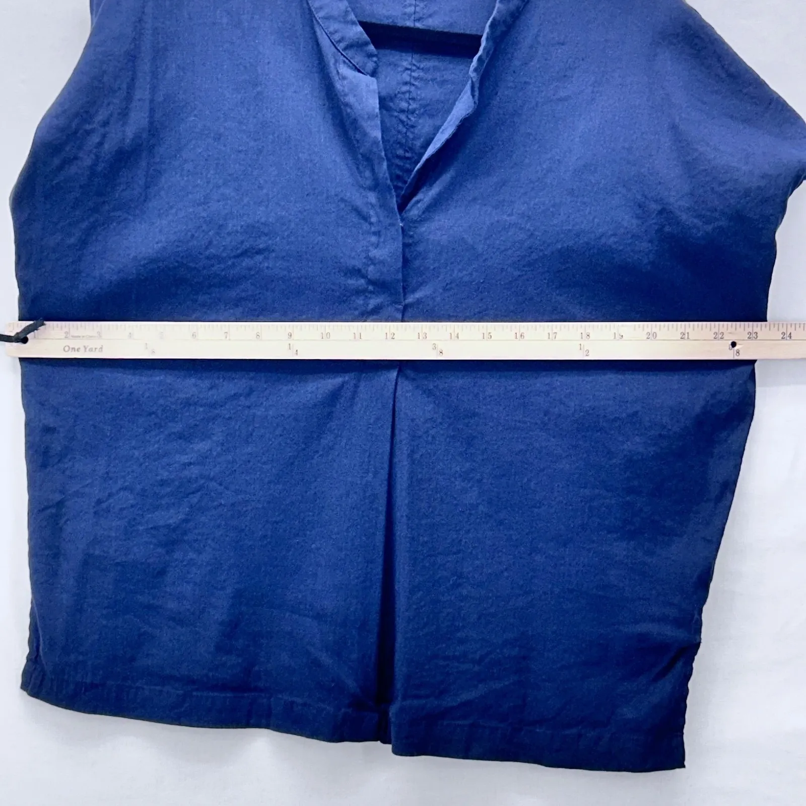 Vince  Linen Popover‎ Top Navy Blue Medium - Image 10