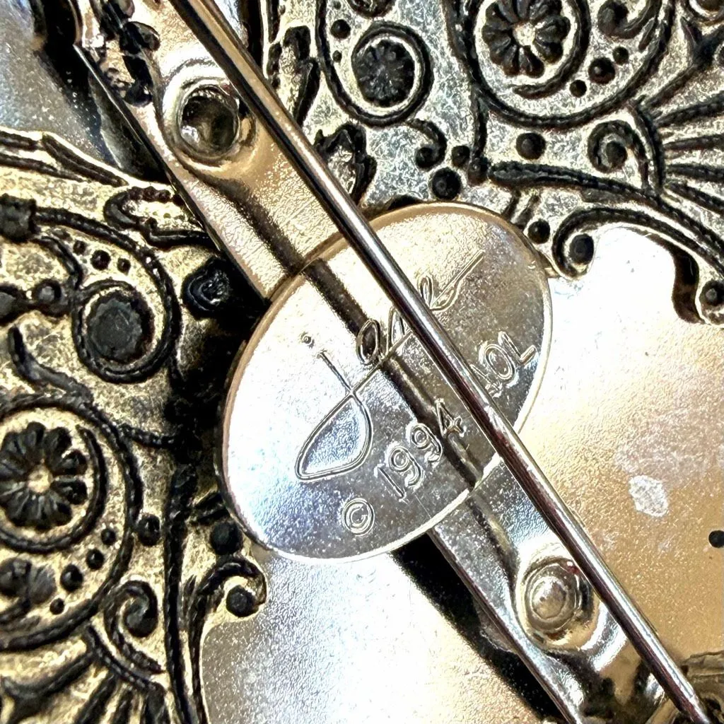 Jane Davis Angel Brooch Silver - Image 3