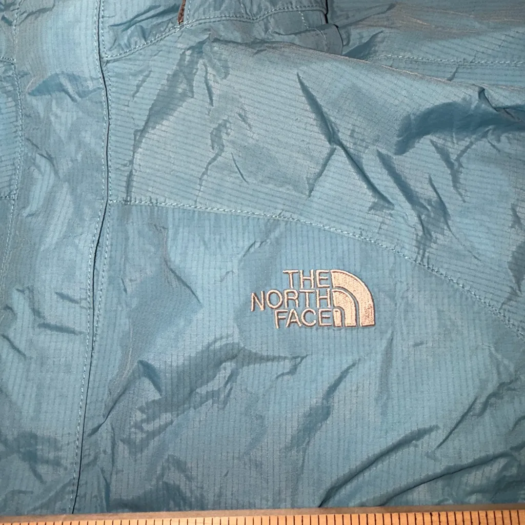 The North Face DryVent rain jacket size M - Image 3