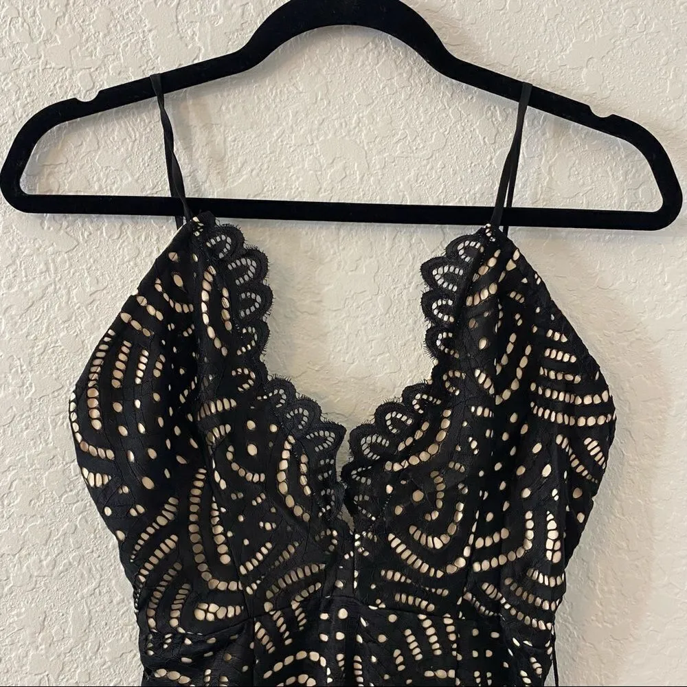 Revolve By the Way. Vicky Lace Eyelet Overlay Scalloped Black Mini Dress Size XS - Image 6