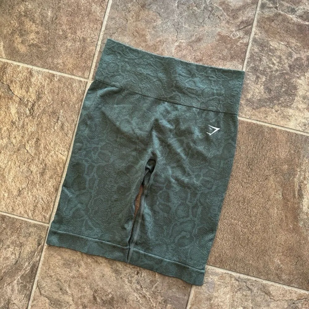 Gymshark Adapt Animal Seamless Shorts Size Small - Image 2